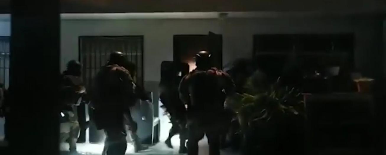 Tres hombres fueron detenidos como sospechoso de robo agravado y privación de libertad