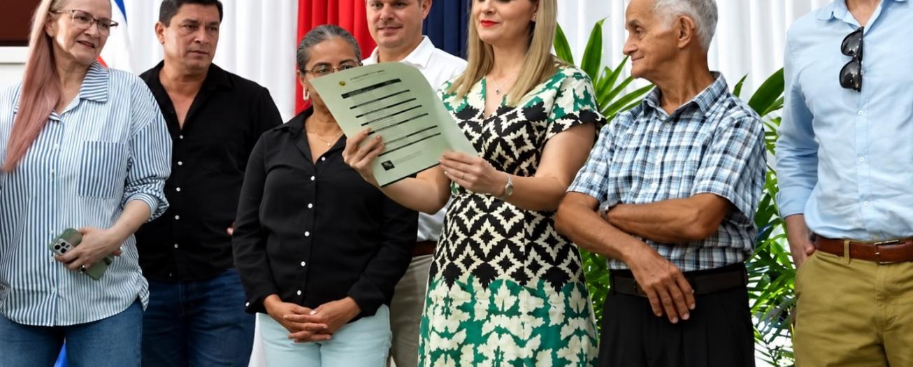 INDER FORTALECE LA SEGURIDAD JURÍDICA DE 200 FAMILIAS EN LA FRANJA FRONTERIZA SUR