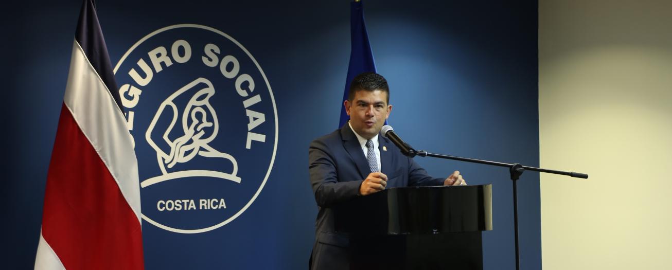 "Mi compromiso para los próximos años es fortalecer todo lo posible la Caja"